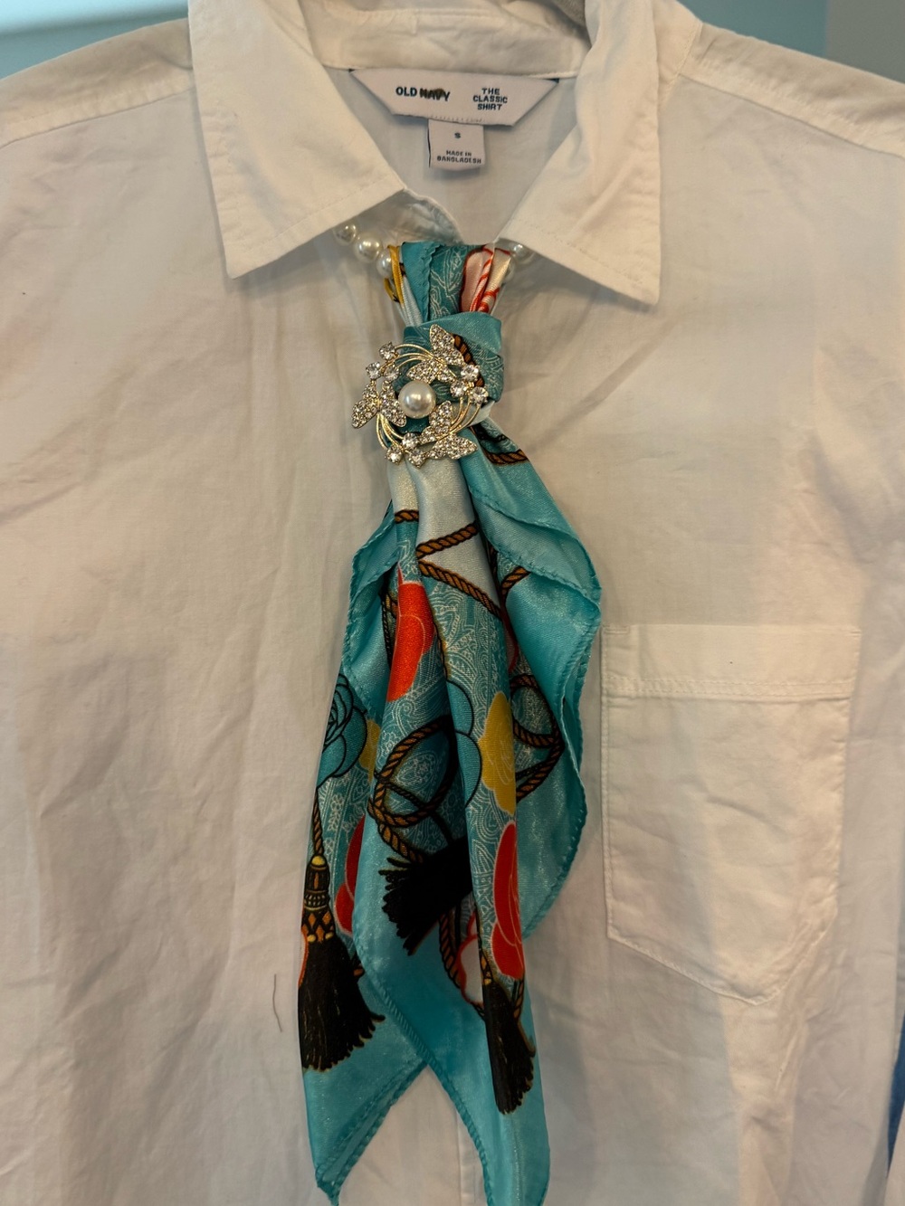 Scarf & brooch necklaces